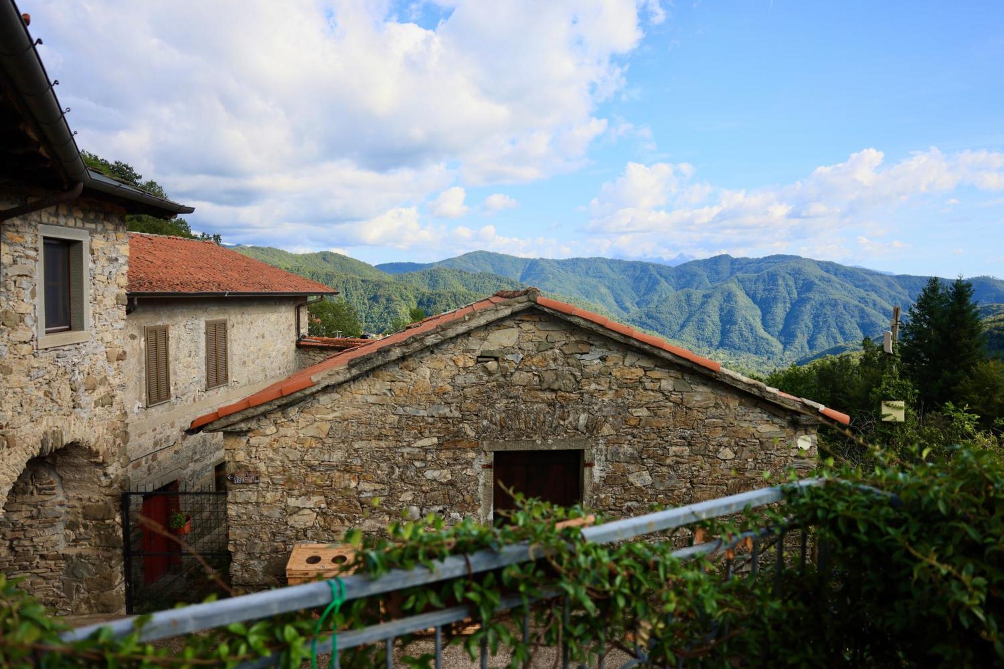 Agriturismo Montagna Verde Apella Licciana Nardi Zewnętrze zdjęcie
