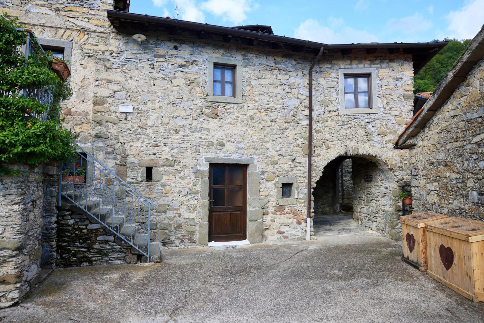 Agriturismo Montagna Verde Apella Licciana Nardi Zewnętrze zdjęcie